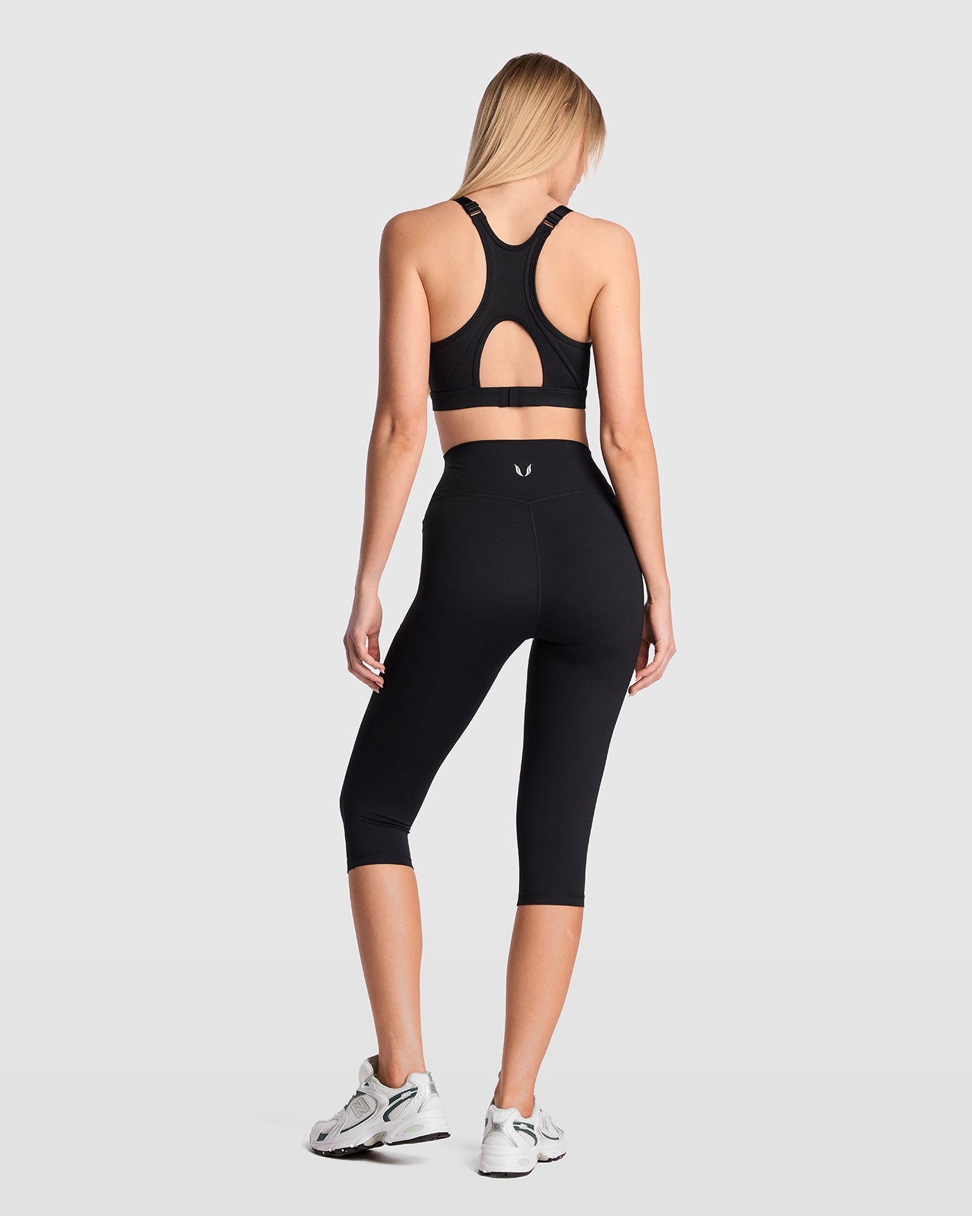 Dena Capri Pocket Leggings - Black