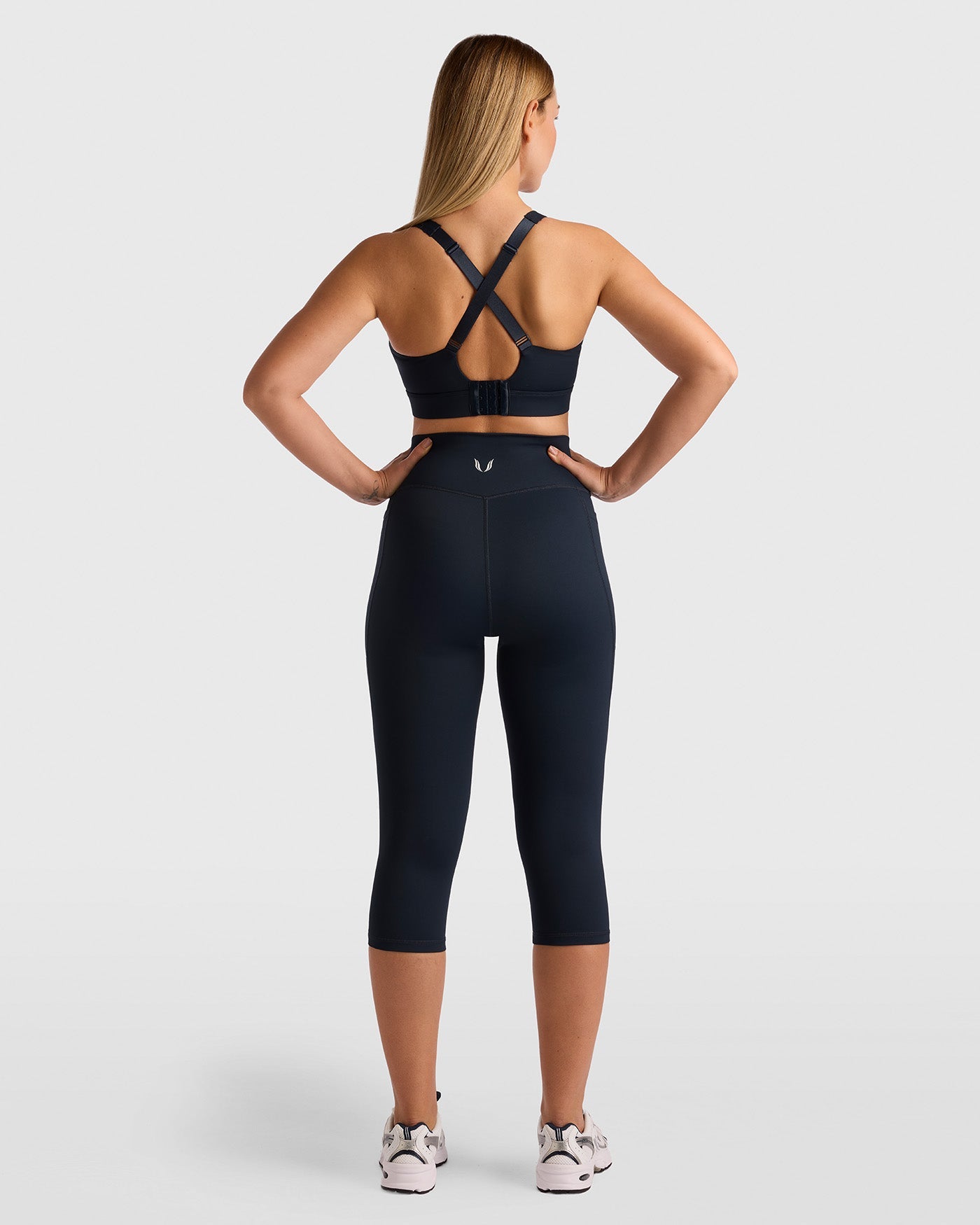 Dena Capri Pocket Leggings - Midnight Blue