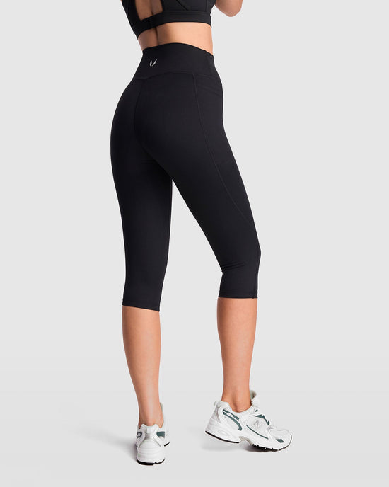 Dena Capri Pocket Leggings - Black